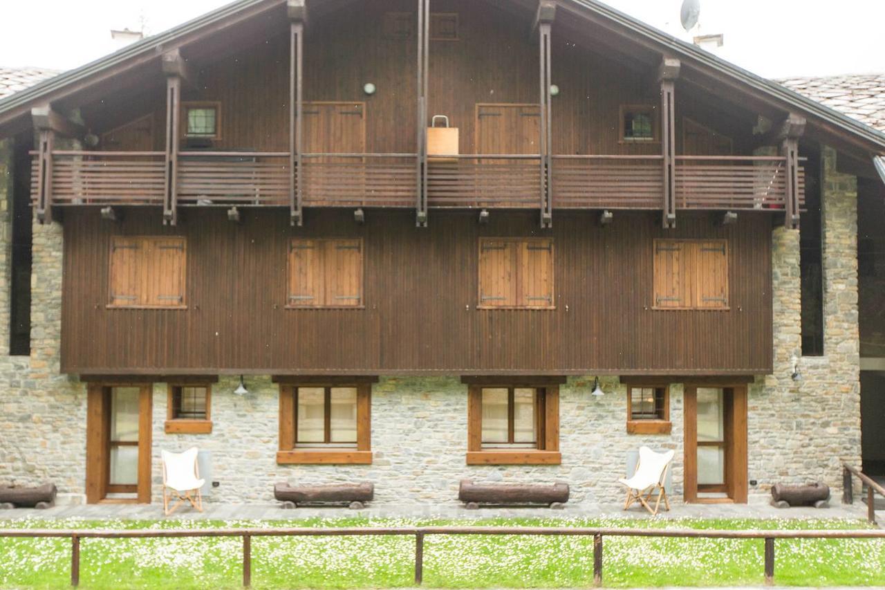 Joivy Superb Apartments For 6 With Mountain View And Garden In Courmayeur Ngoại thất bức ảnh