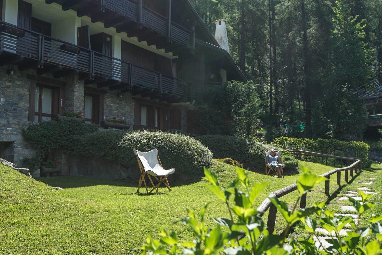 Joivy Superb Apartments For 6 With Mountain View And Garden In Courmayeur Ngoại thất bức ảnh