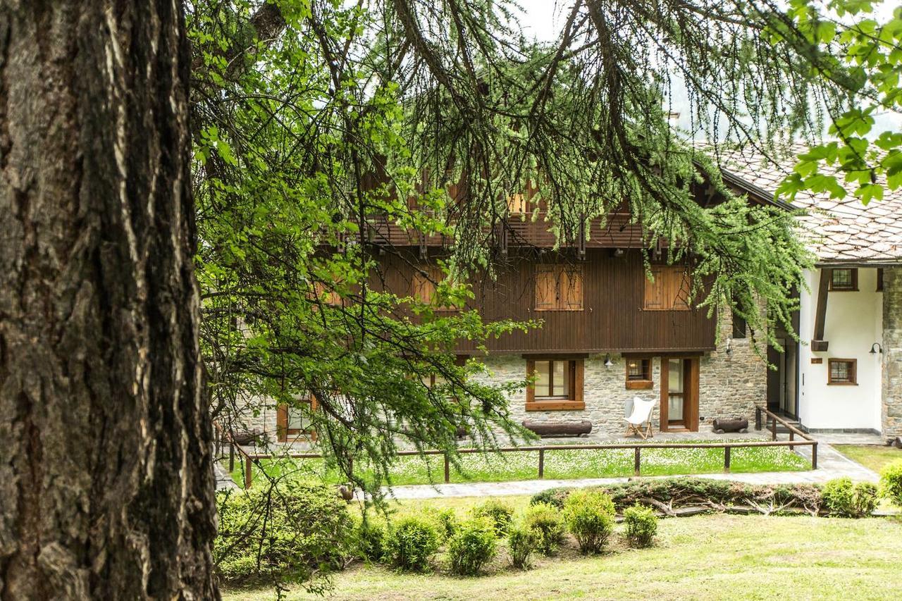Joivy Superb Apartments For 6 With Mountain View And Garden In Courmayeur Ngoại thất bức ảnh